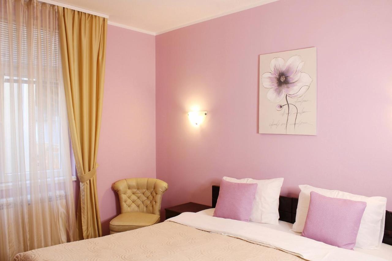 Apartments Paradisos Kragujevac Kültér fotó